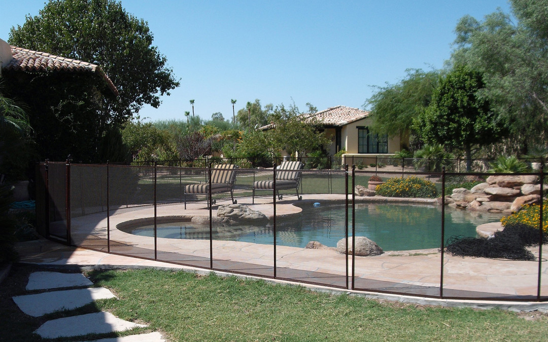 How Durable is a Mesh Pool Safety Fence